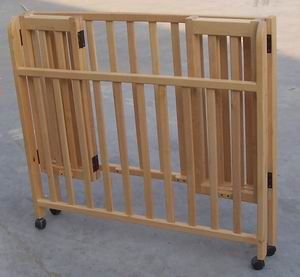 folding crib